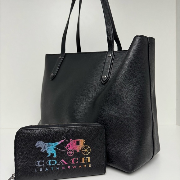 COACH Central Tote With Zip With REXY And Carriage And Matching REXY Zip Wallet - Picture 8 of 16